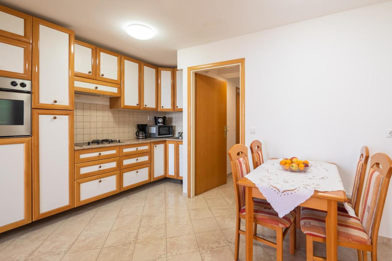 Sunny Vista Apartment Omiš Exterior foto